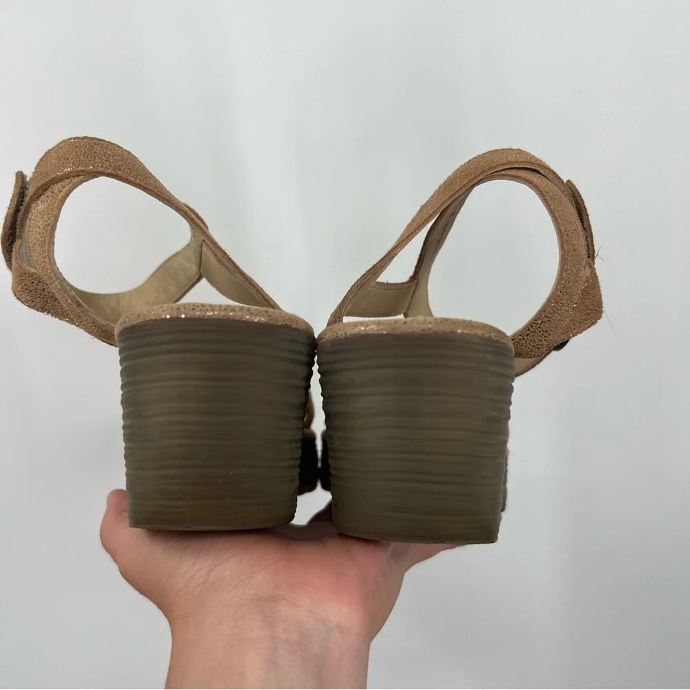 Fly London Women's Metallic Tan Wedge Sandals